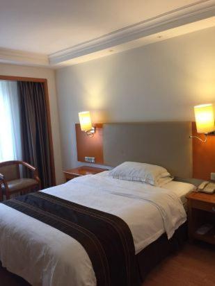 Guangzhou Yuehai Hotel Bagian luar foto
