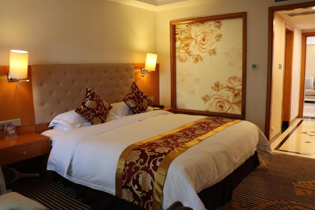 Guangzhou Yuehai Hotel Bagian luar foto