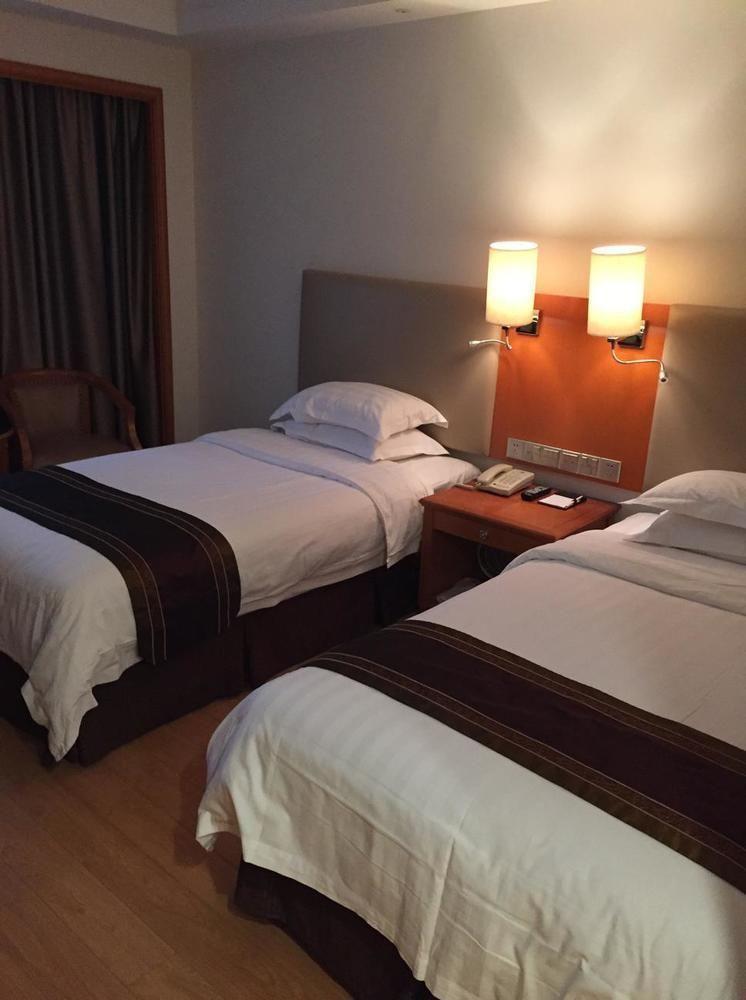 Guangzhou Yuehai Hotel Bagian luar foto