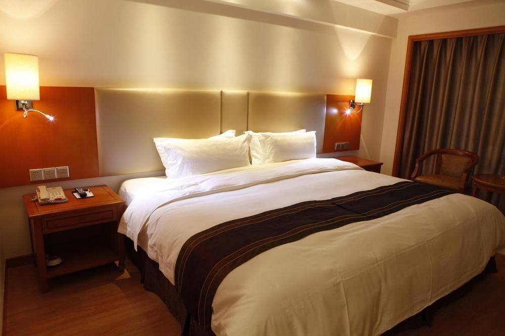 Guangzhou Yuehai Hotel Bagian luar foto